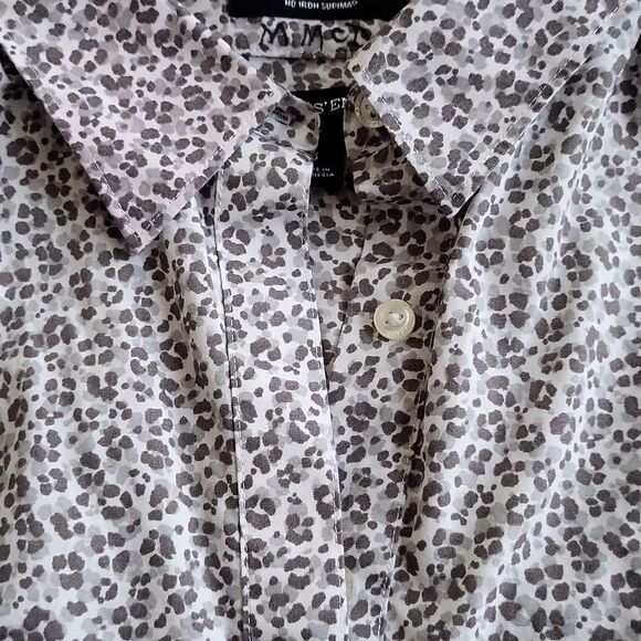 EUC No Iron Supima Lands' End women's half button down dress shirt, 8, cotton - Picture 6 of 9